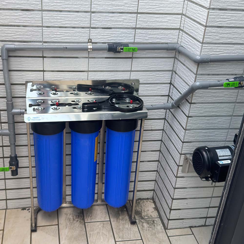 南投縣市區安裝案例 EGQ-4401 + 全戶過濾器　廚房空間更俐落，廚下型淨水設備安裝紀錄｜南投淨水器推薦-禾迪宣 Hedixuan，廚下淨水器，RO淨水，全戶淨水、餐飲淨水，淨水器台灣製造品牌，專注廚下生飲與飲水機，台中淨水、新竹淨水、新北淨水、台南淨水支援安裝